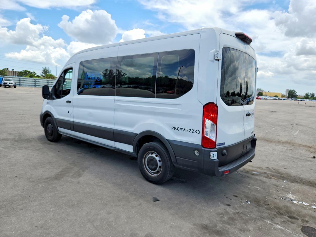 2020 FORD TRANSIT T-250 — Фото 2 из 12