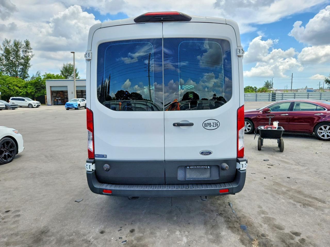 2020 FORD TRANSIT T-250 — Фото 6 из 12