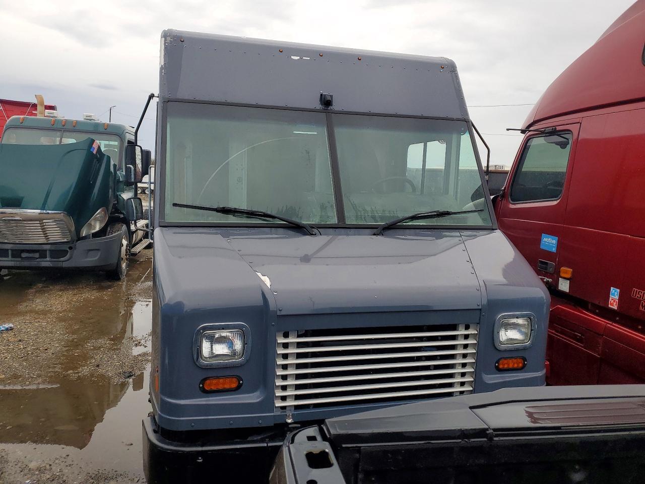 2020 FREIGHTLINER MT45G CHASSIS DELIVERY TRUCK — Фото 5 из 13