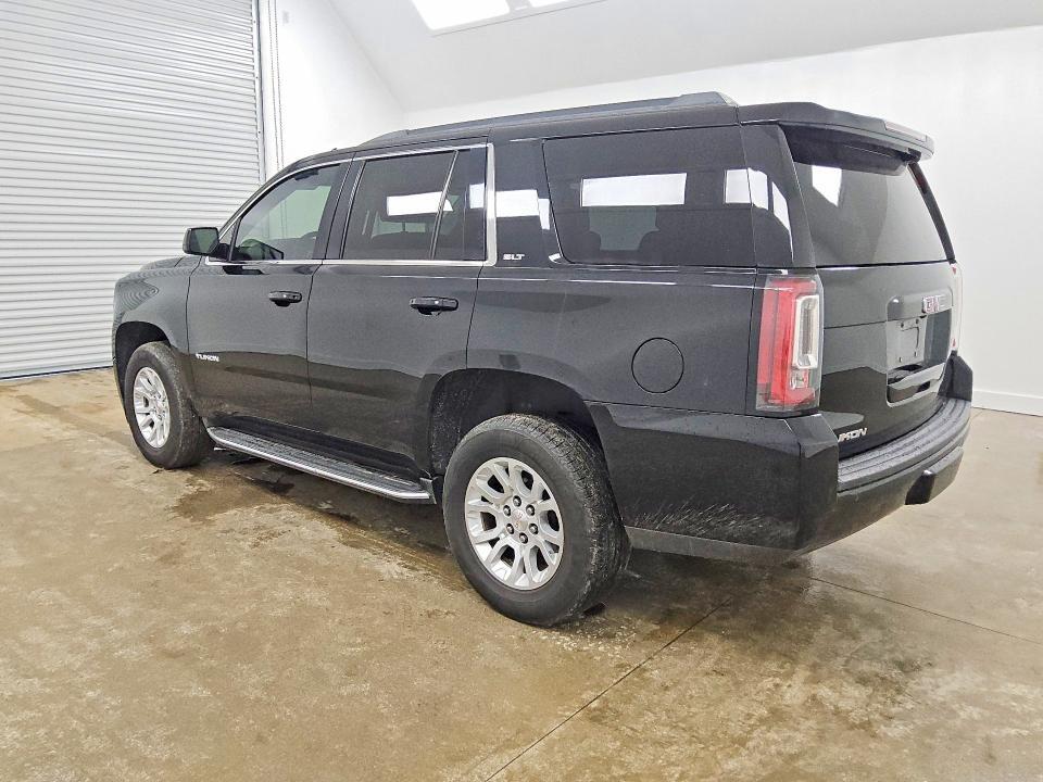 2020 GMC YUKON SLT — Фото 2 из 14
