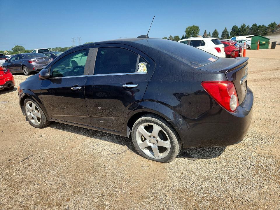 2015 CHEVROLET SONIC LTZ — Фото 2 из 12