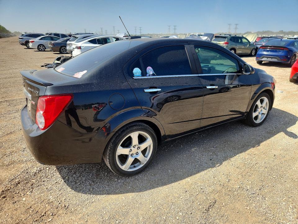 2015 CHEVROLET SONIC LTZ — Фото 3 из 12