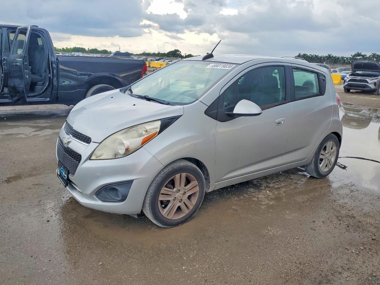 KL8CD6S96FC724615 2015 CHEVROLET SPARK photo no. 1