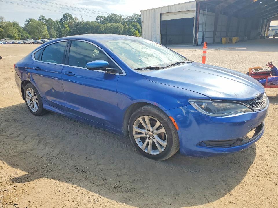 2015 CHRYSLER 200 LIMITED — Фото 4 из 12