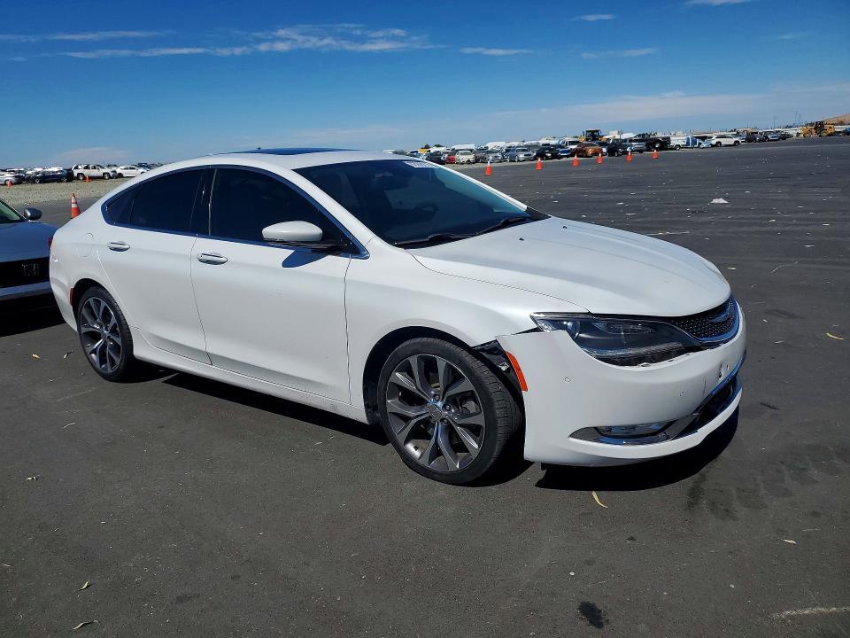 2015 CHRYSLER 200 C — Фото 4 из 12