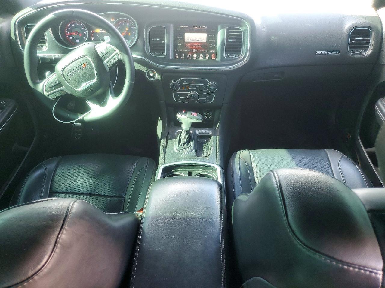 2015 DODGE CHARGER SXT — Фото 8 из 12