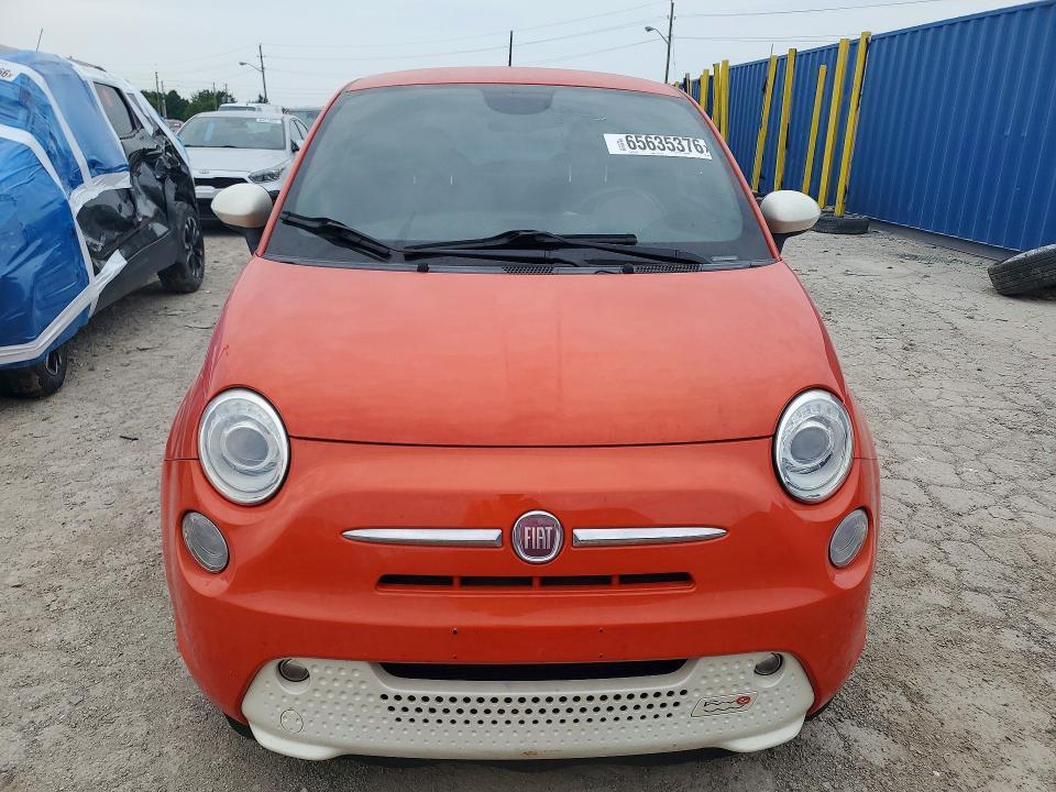 2015 FIAT 500 ELECTRIC — Фото 5 из 12