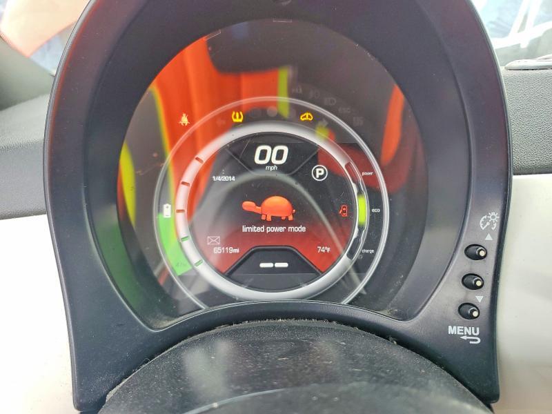 2015 FIAT 500 ELECTRIC — Фото 9 из 12