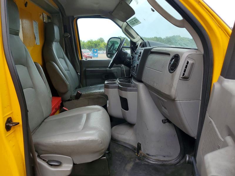 2015 FORD ECONOLINE E350 SUPER DUTY CUTAWAY VAN — Фото 10 из 12