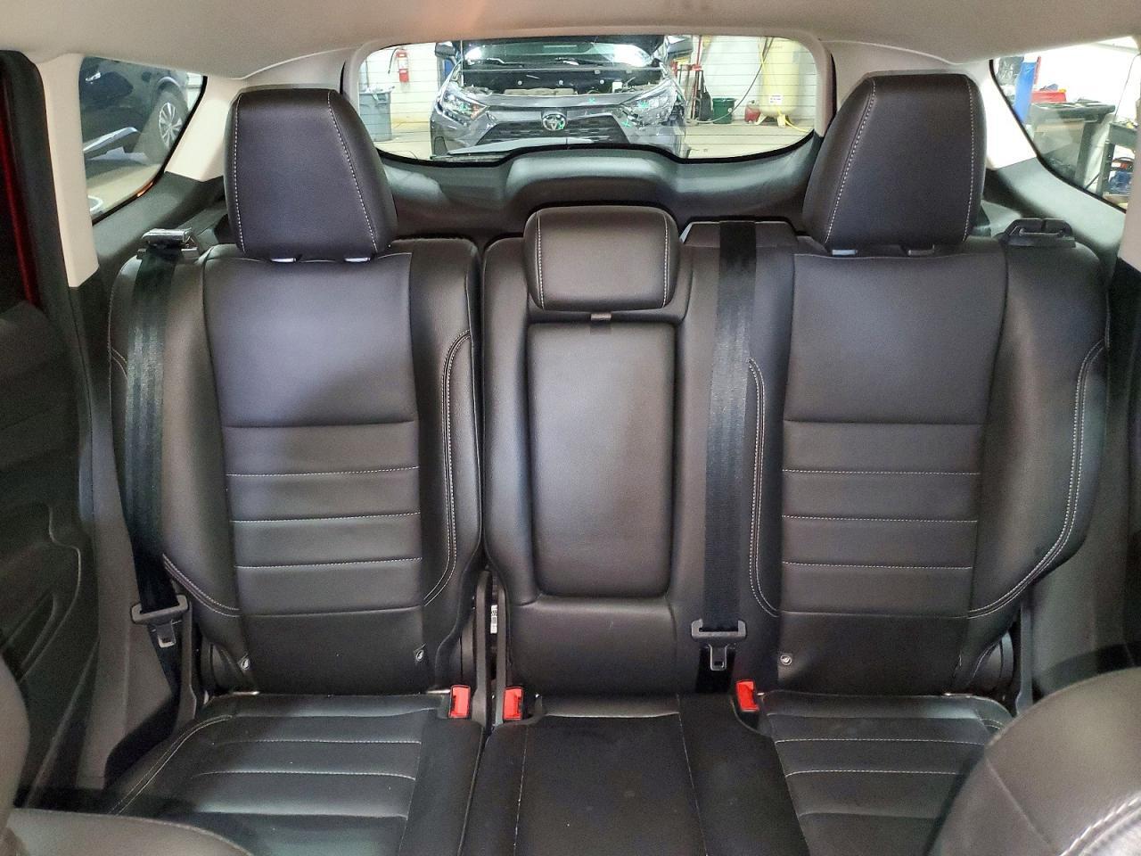 2015 FORD ESCAPE TITANIUM — Фото 10 из 13