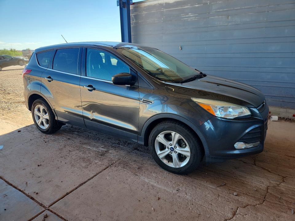 1FMCU0GX3FUA92139 2015 FORD ESCAPE photo no. 4