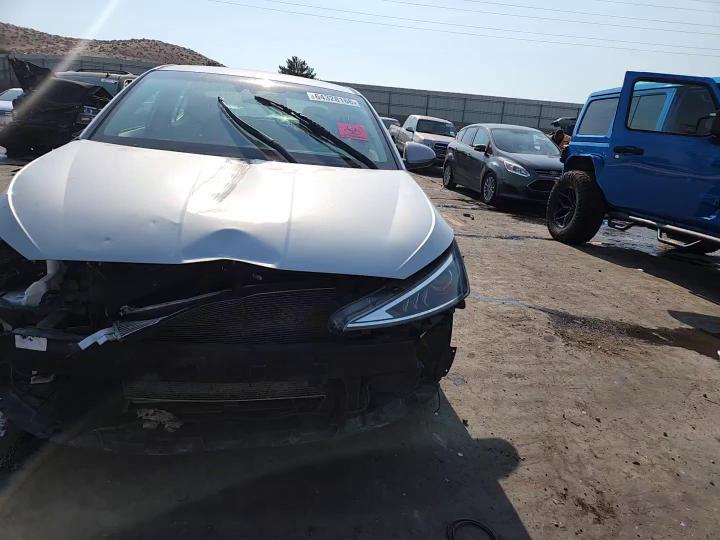 2020 HYUNDAI ELANTRA SE — Фото 13 из 13
