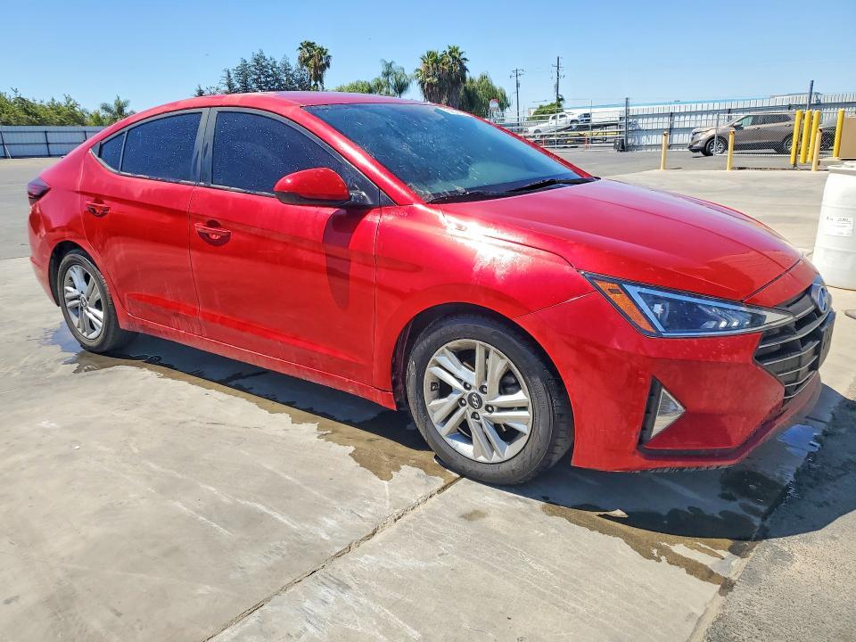 2020 HYUNDAI ELANTRA SEL — Фото 4 из 12