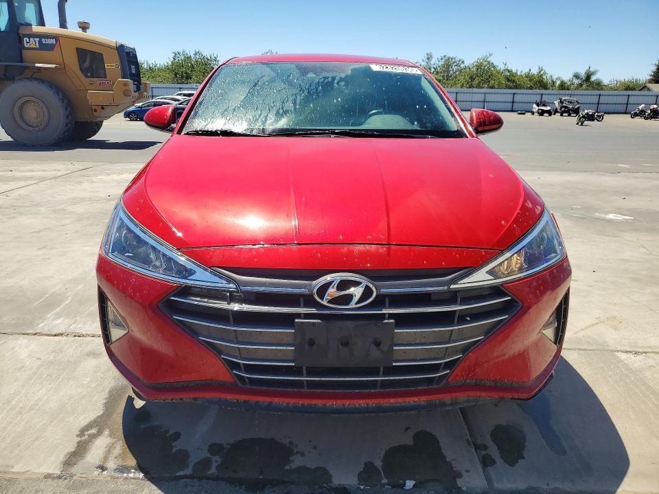 2020 HYUNDAI ELANTRA SEL — Фото 5 из 12