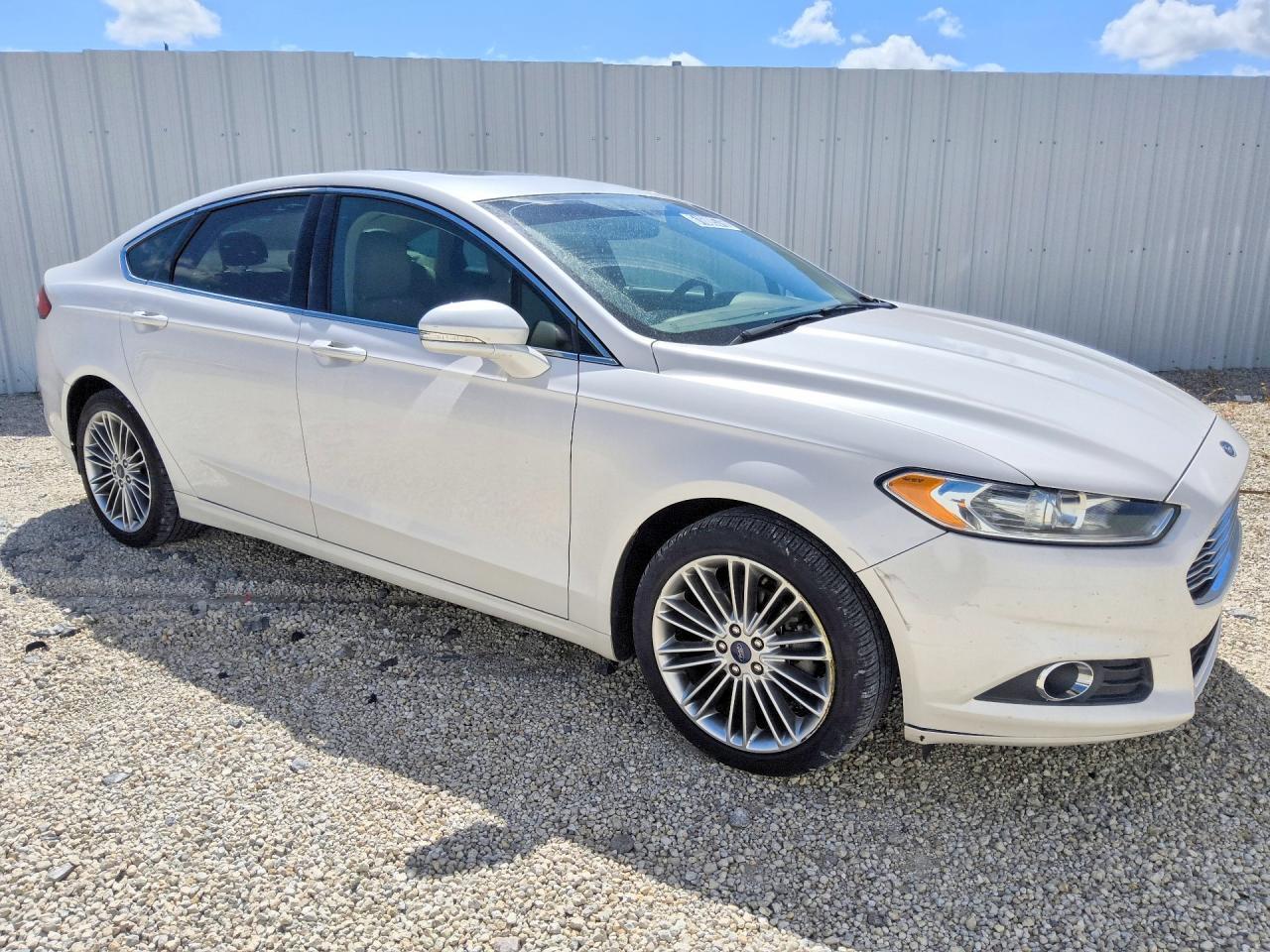 2015 FORD FUSION SE — Фото 4 из 12