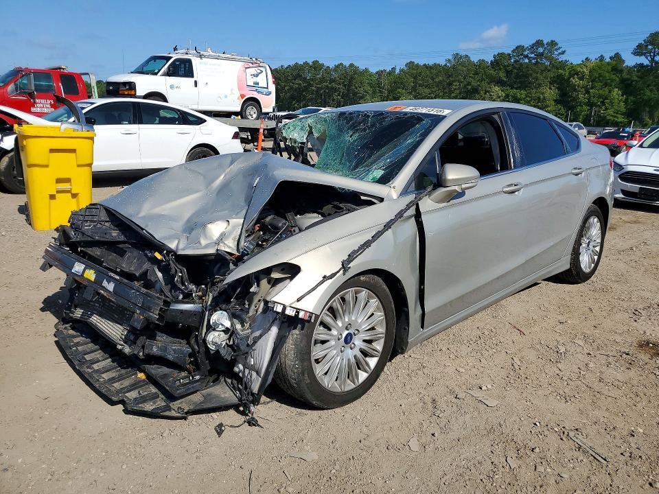 2015 FORD FUSION 3FA6P0LU5FR161169