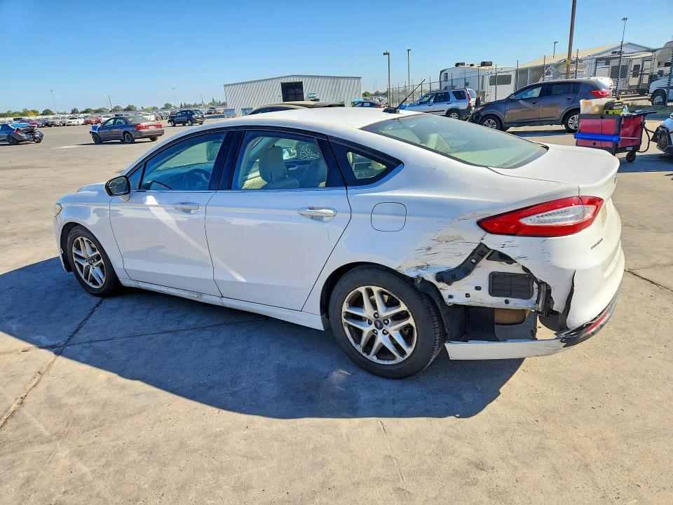 2015 FORD FUSION SE — Фото 2 из 13