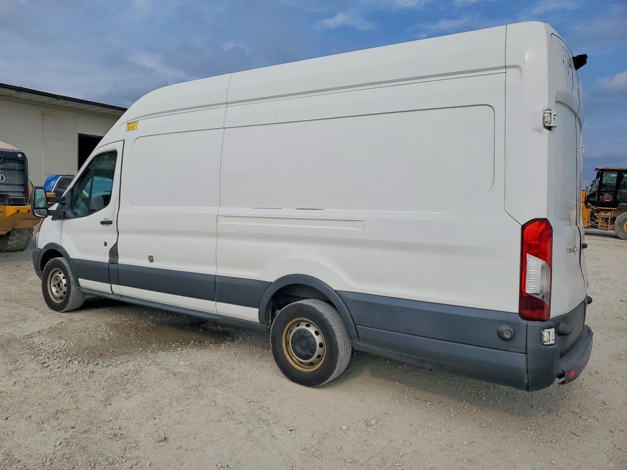 2015 FORD TRANSIT 350 DELIVERY VAN — Фото 2 из 13