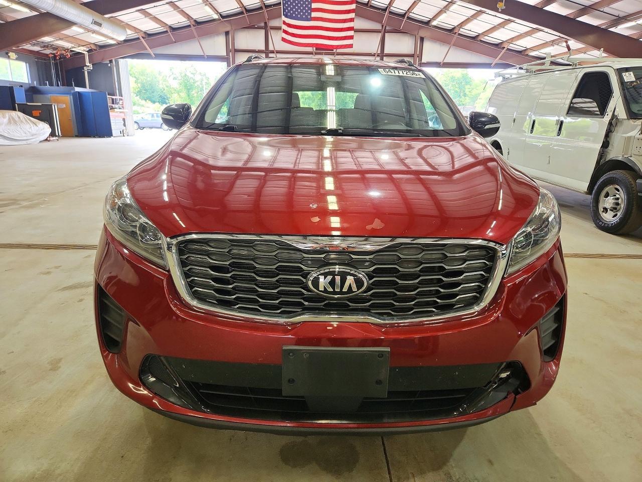 2020 KIA SORENTO S — Фото 5 из 13