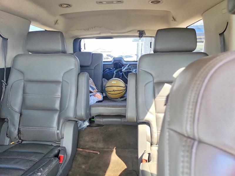 2015 GMC YUKON DENALI — Фото 10 из 13