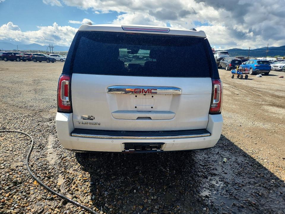 2015 GMC YUKON DENALI — Фото 6 из 13