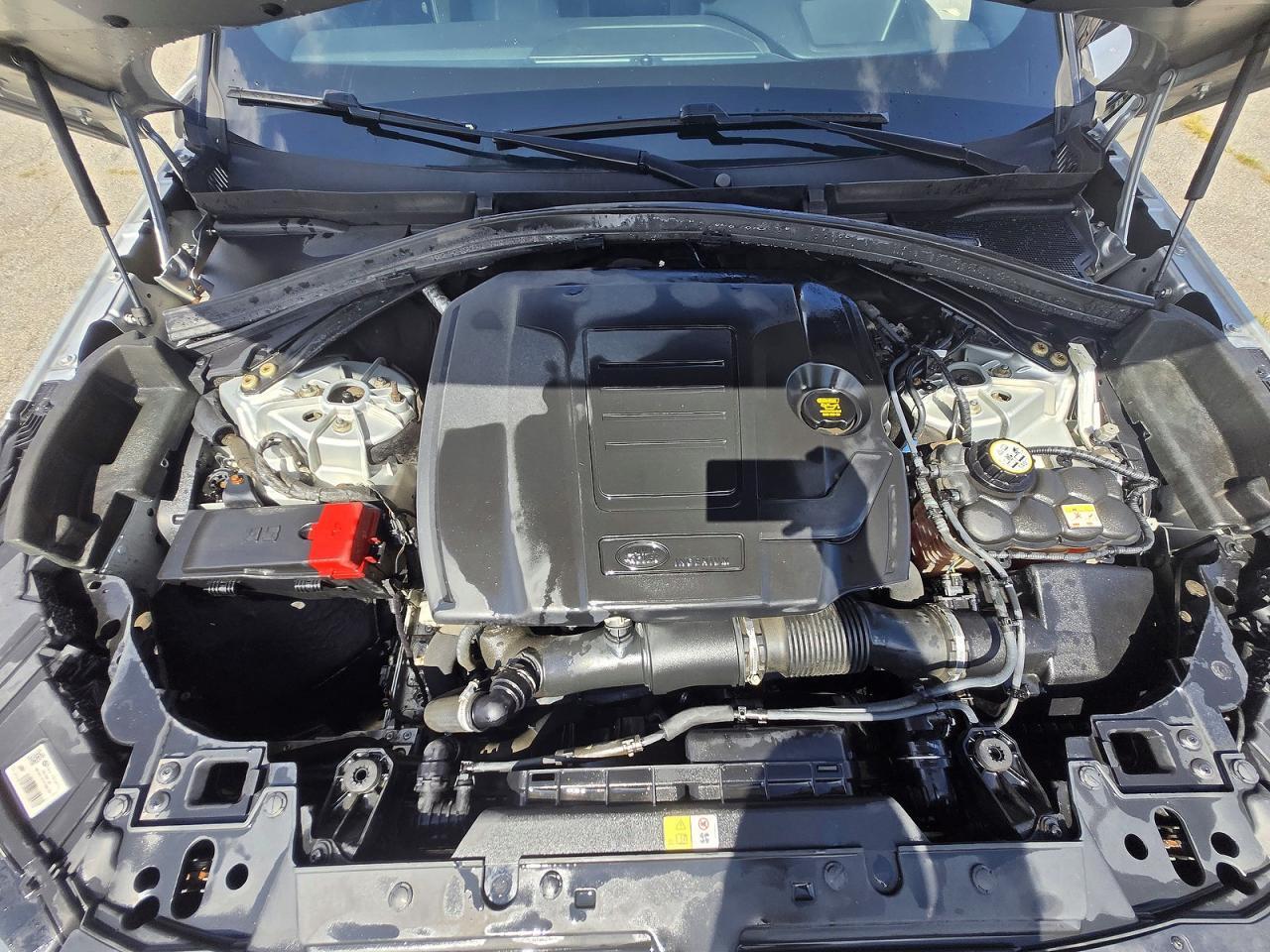 2020 LAND ROVER RANGE ROVER VELAR R-DYNAMIC S — Фото 7 из 10