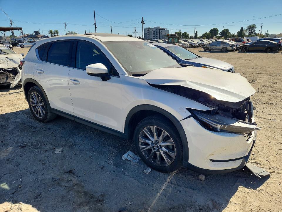 2020 MAZDA CX-5 GRAND TOURING RESERVE — Фото 4 из 14