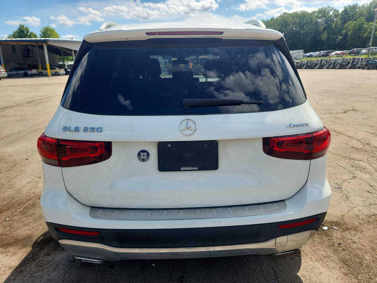 2020 MERCEDES-BENZ GLB 250 4MATIC — Фото 6 из 13