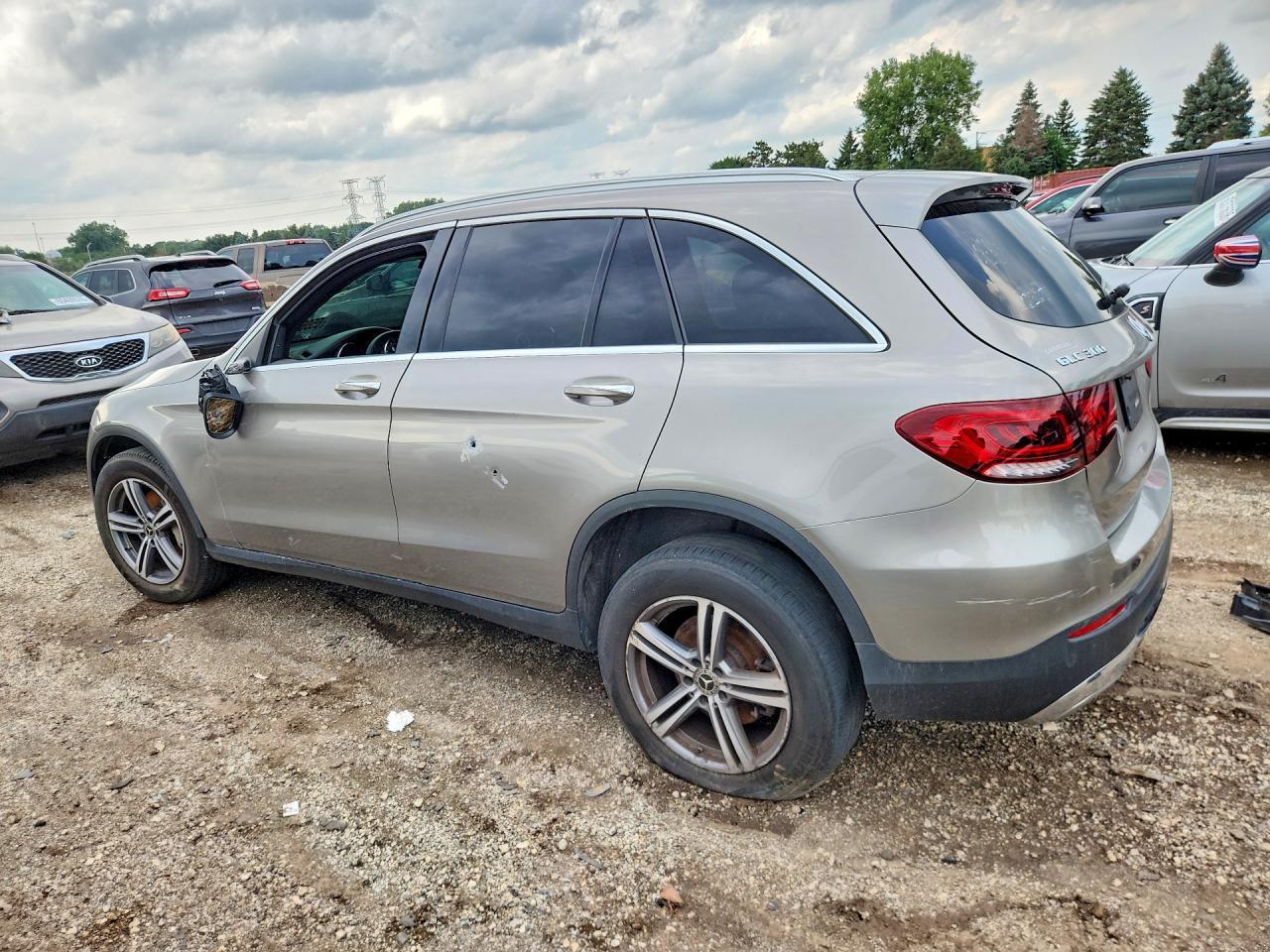 2020 MERCEDES-BENZ GLC 300 4MATIC — Фото 2 из 13