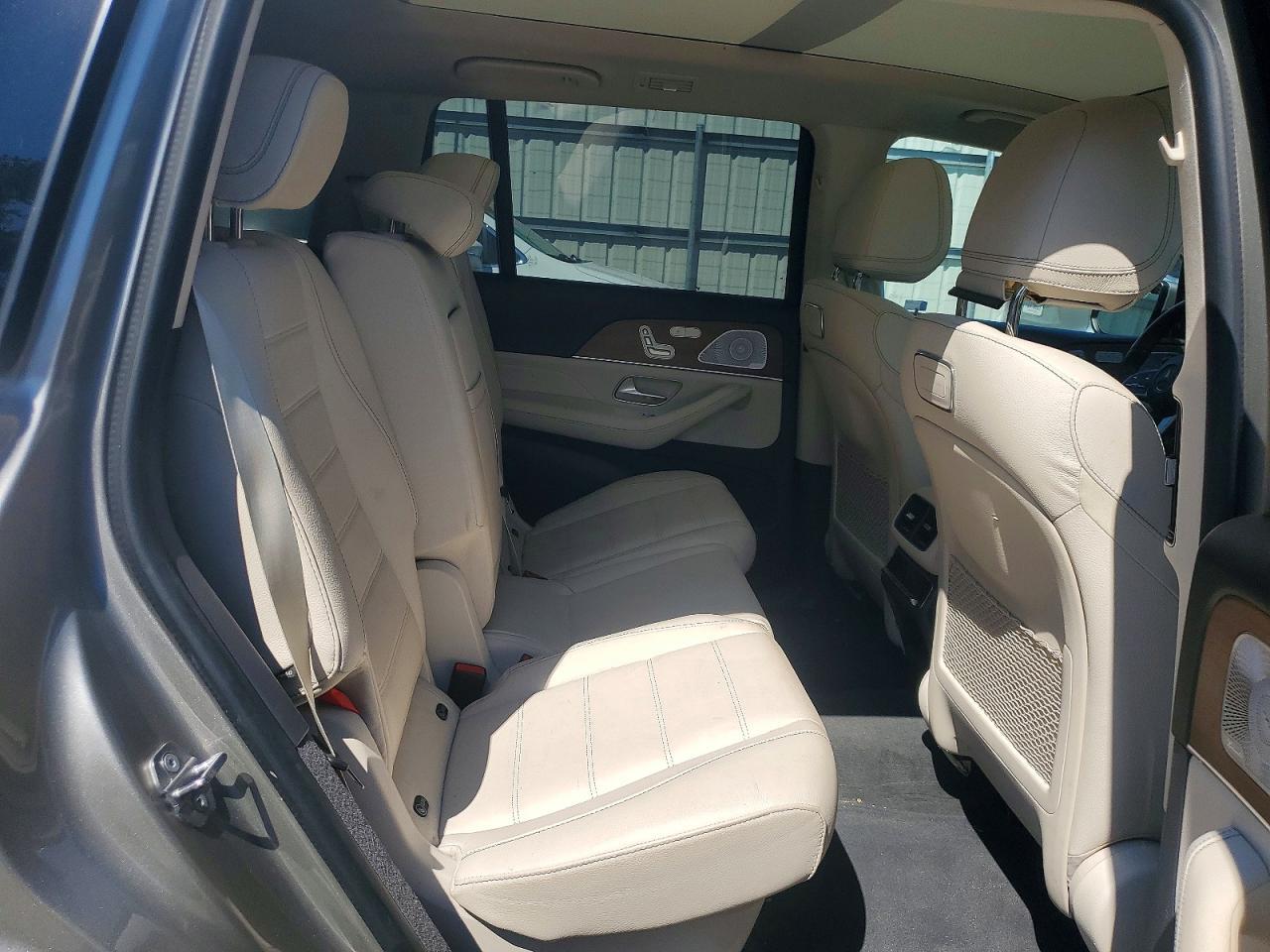 2020 MERCEDES-BENZ GLS 580 4MATIC — Фото 10 из 12