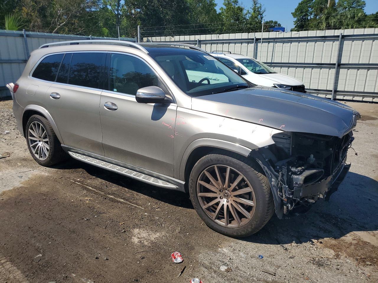 2020 MERCEDES-BENZ GLS 580 4MATIC — Фото 4 из 12