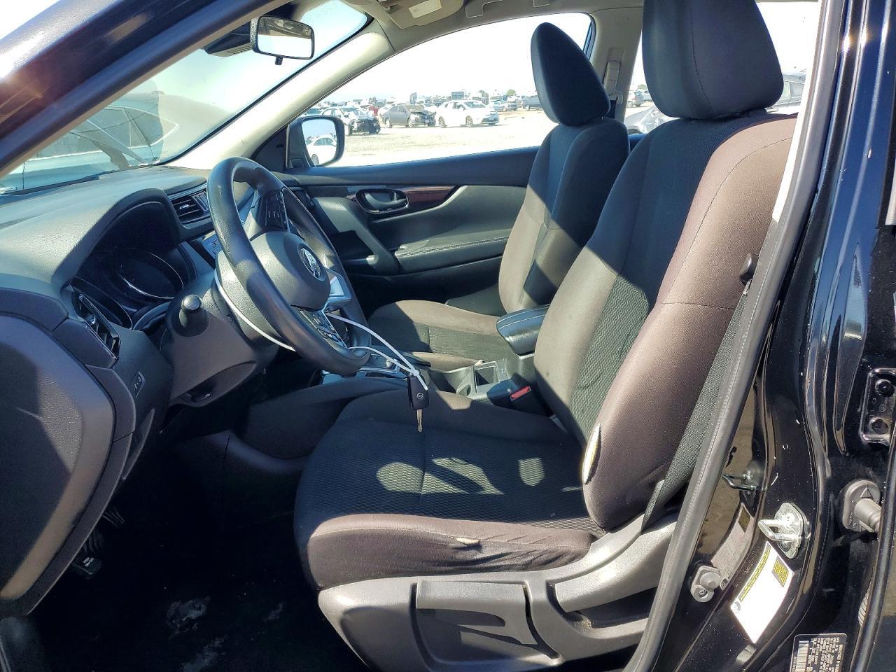 2020 NISSAN ROGUE SPORT S — Фото 7 из 14