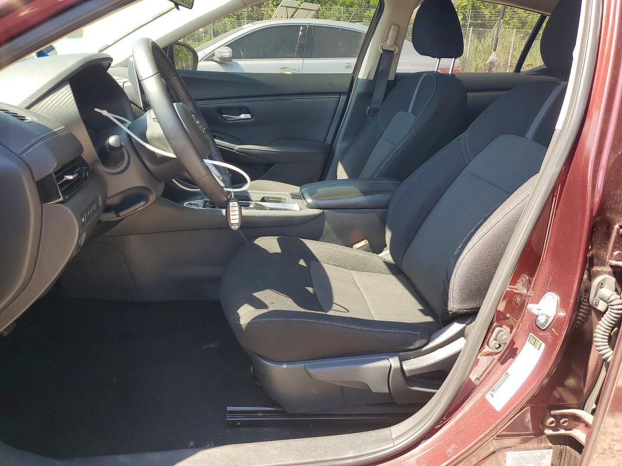 2020 NISSAN SENTRA SV — Фото 7 из 12