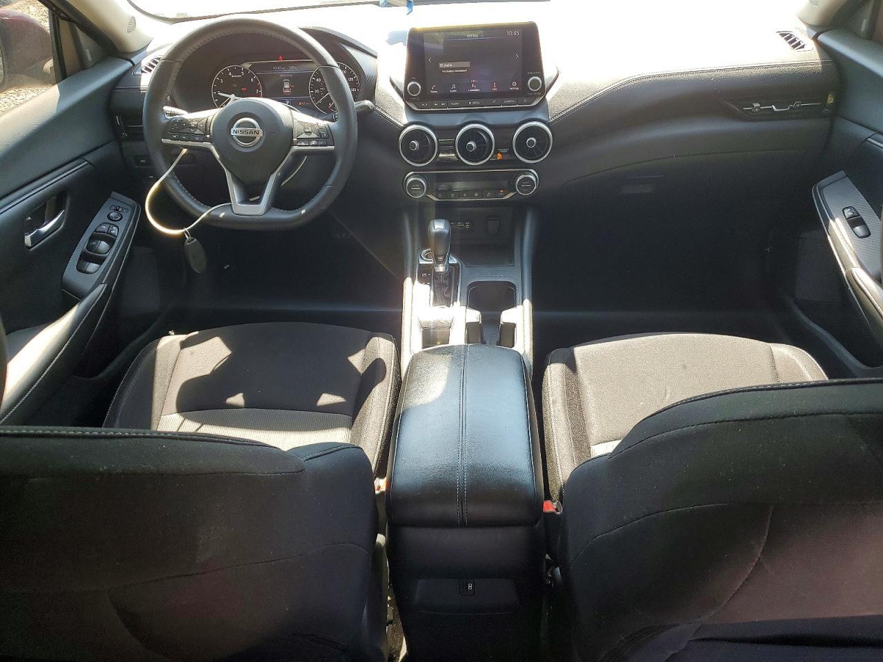 2020 NISSAN SENTRA SV — Фото 8 из 12