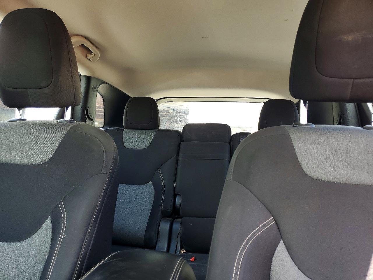 2015 JEEP CHEROKEE SPORT — Фото 10 из 13