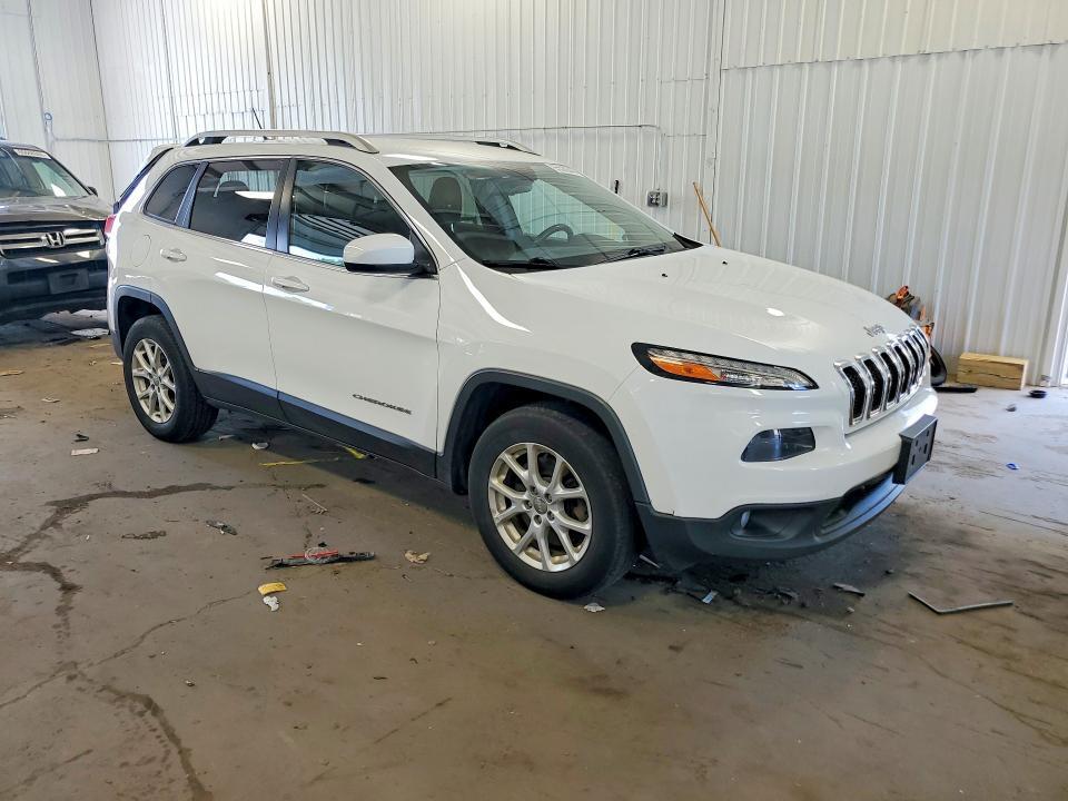 2015 JEEP CHEROKEE LATITUDE — Фото 4 из 13