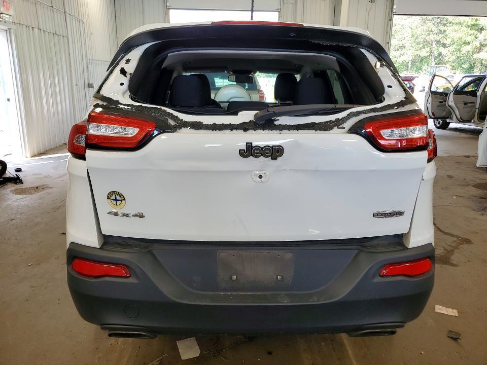2015 JEEP CHEROKEE LATITUDE — Фото 6 из 13