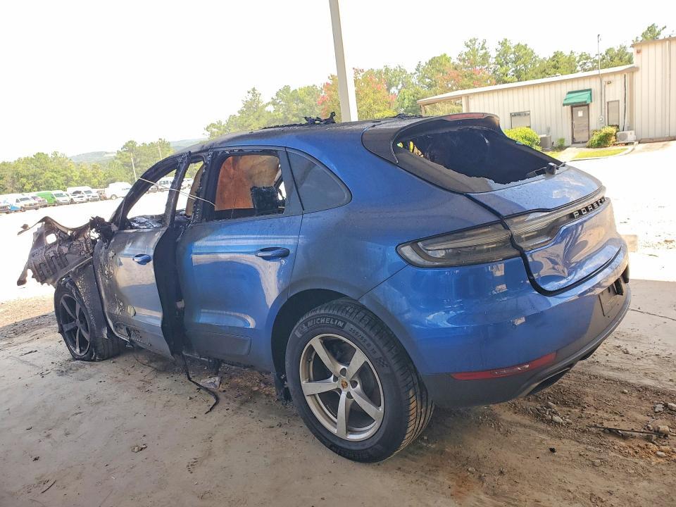 2020 PORSCHE MACAN — Фото 2 из 13