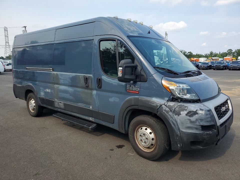 2020 RAM PROMASTER 3500 DELIVERY VAN — Фото 4 из 13