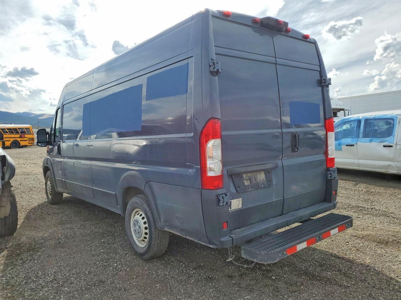 2020 RAM PROMASTER 3500 DELIVERY VAN — Фото 2 из 13