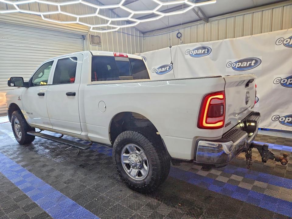 2020 RAM 2500 TRADESMAN — Фото 2 из 12