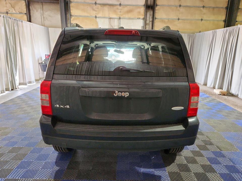 2015 JEEP PATRIOT LATITUDE — Фото 6 из 13