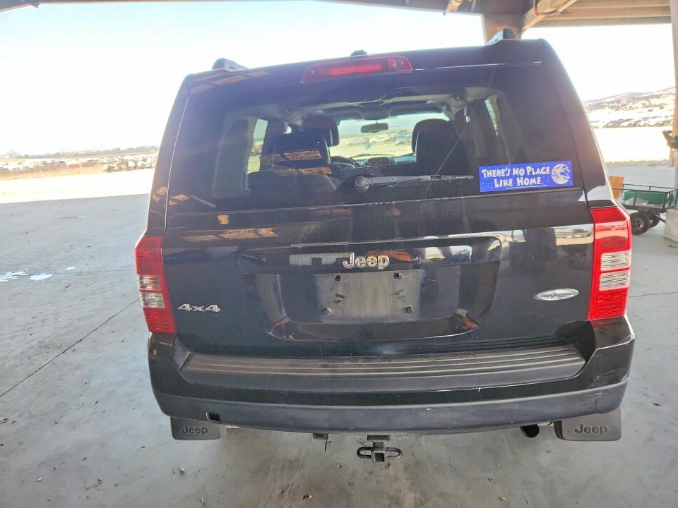 2015 JEEP PATRIOT LATITUDE — Фото 6 из 13