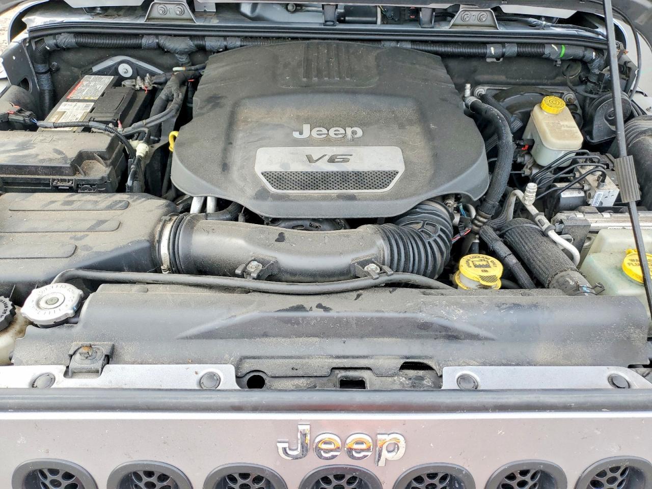 2015 JEEP WRANGLER UNLIMITED SPORT — Фото 12 из 13