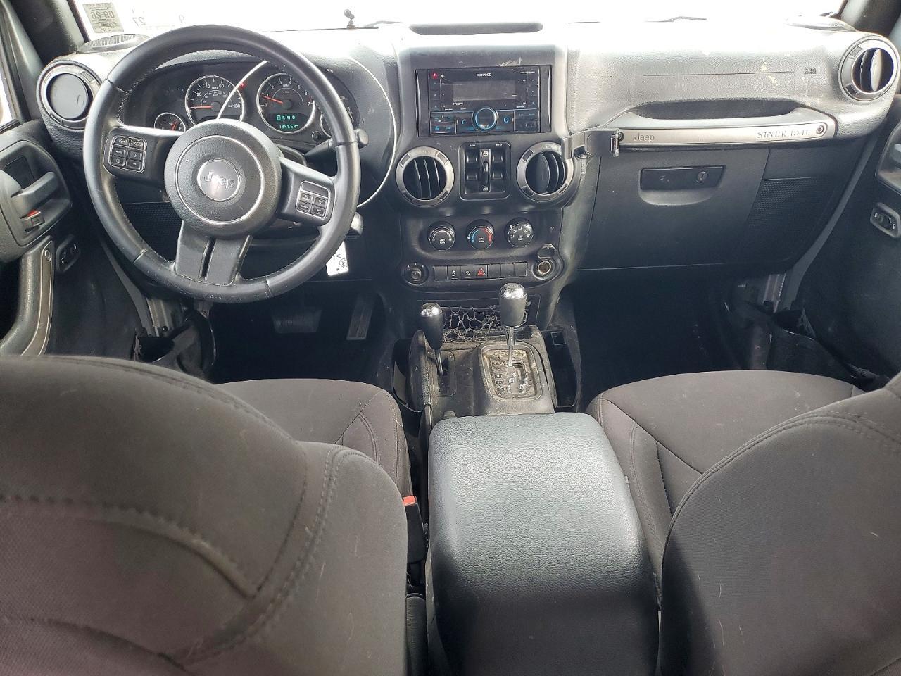 2015 JEEP WRANGLER UNLIMITED SPORT — Фото 8 из 13