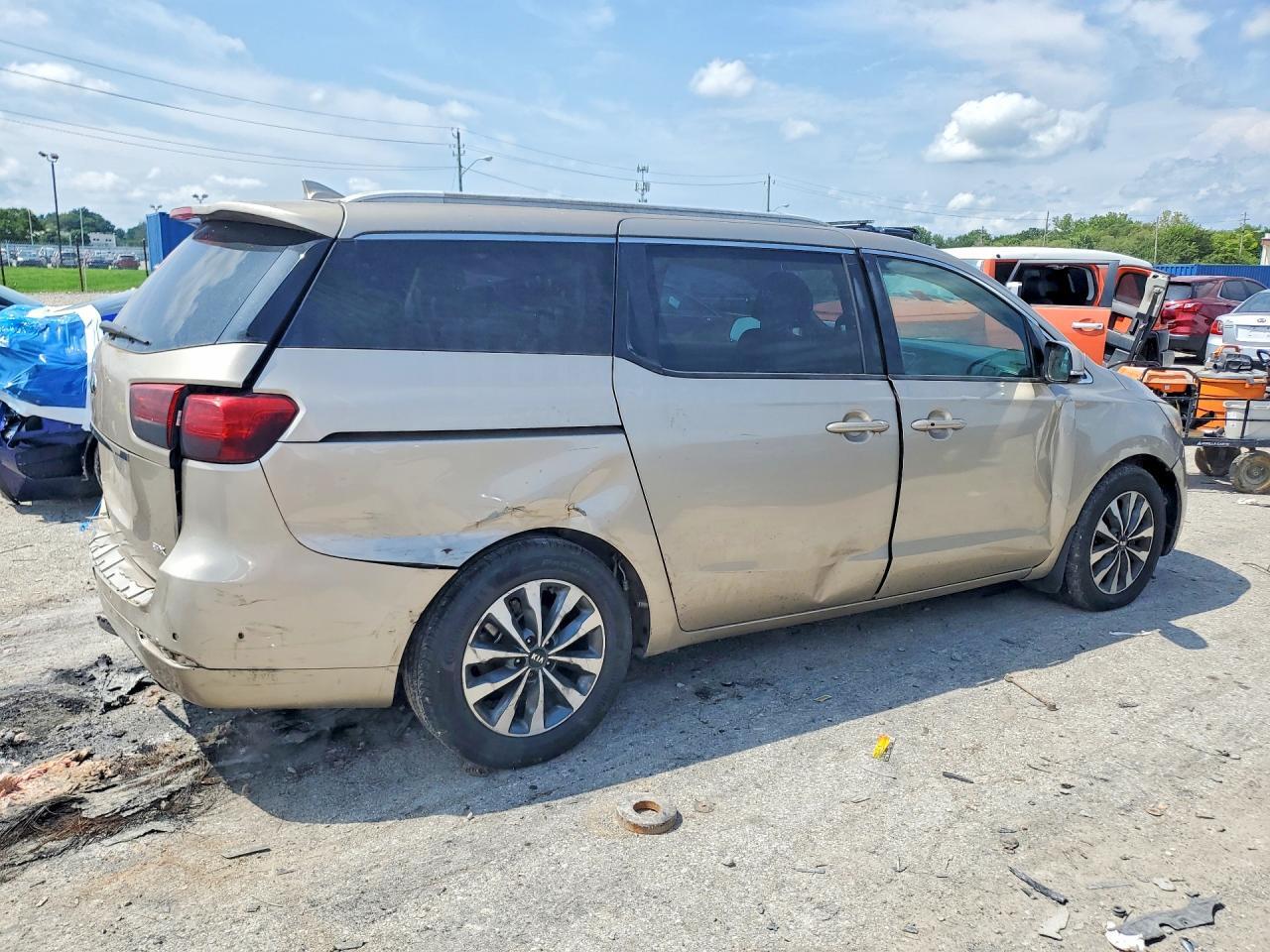 2015 KIA SEDONA SX — Фото 3 из 13