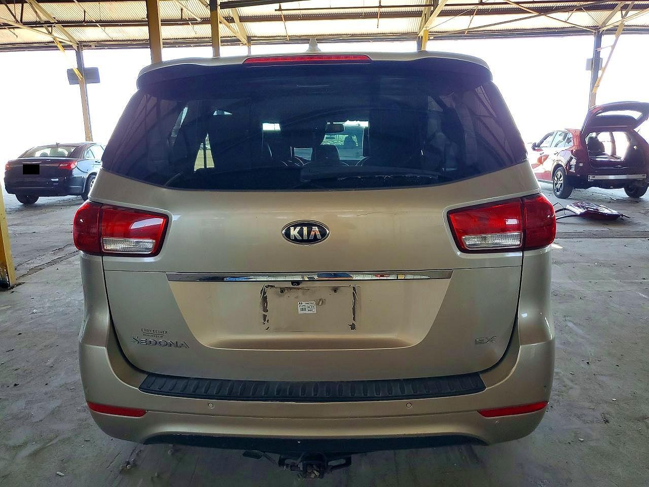 2015 KIA SEDONA EX — Фото 6 из 13