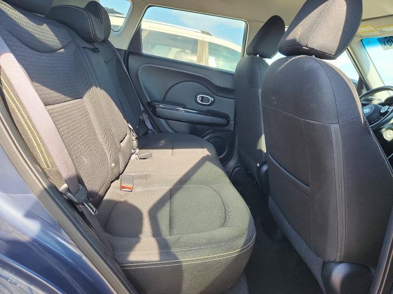 KNDJP3A57F7196028 2015 KIA SOUL photo no. 10