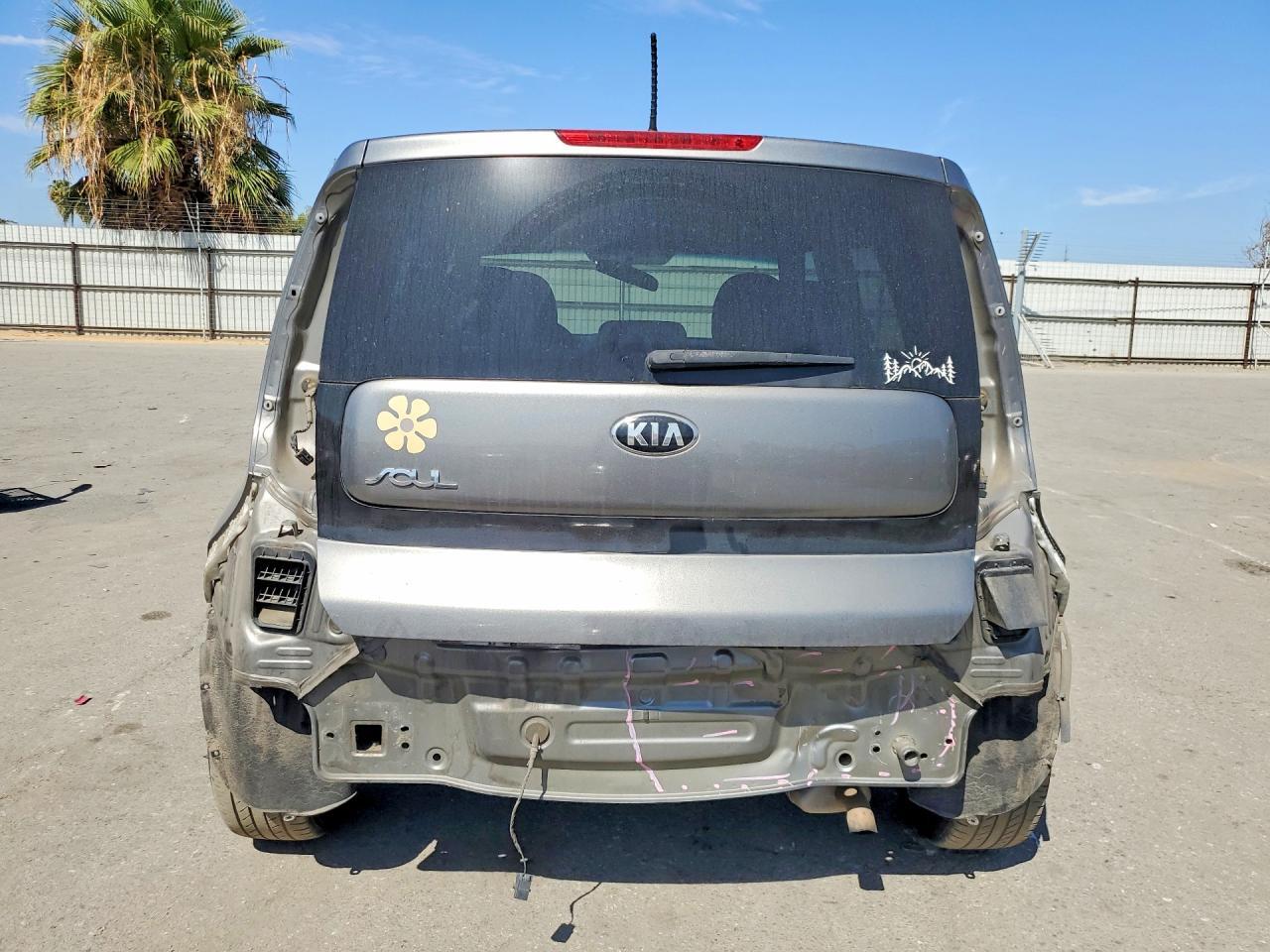 2015 KIA SOUL BASE — Фото 6 из 13