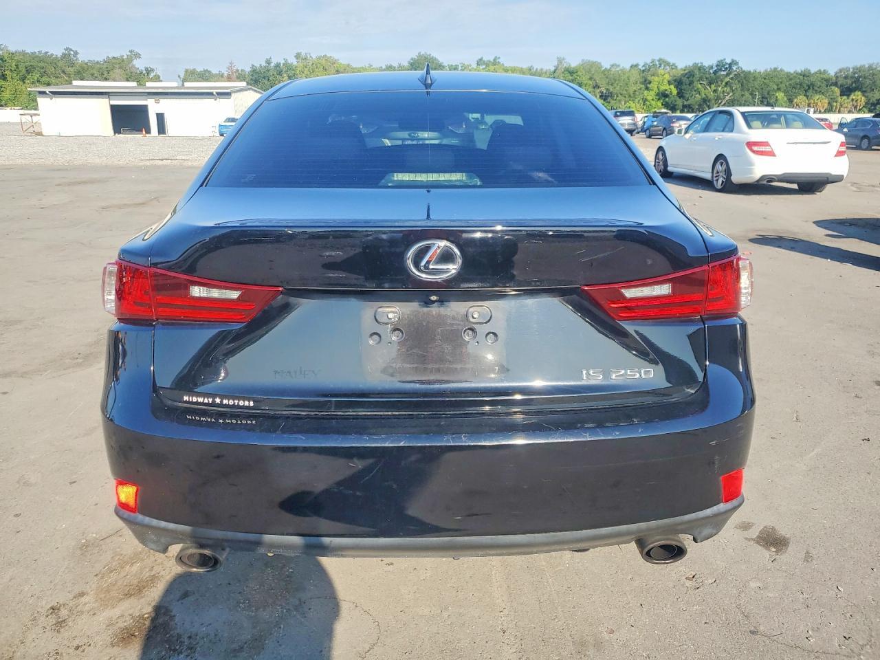 2015 LEXUS IS 250 — Фото 6 из 13